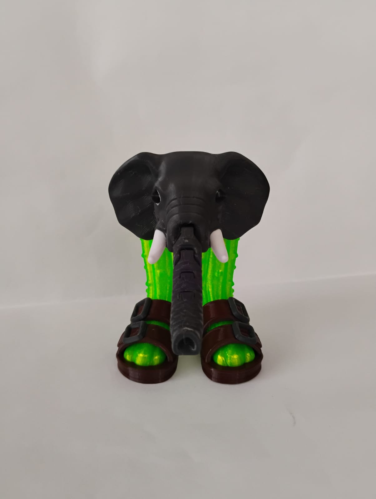 liri larila Articulado