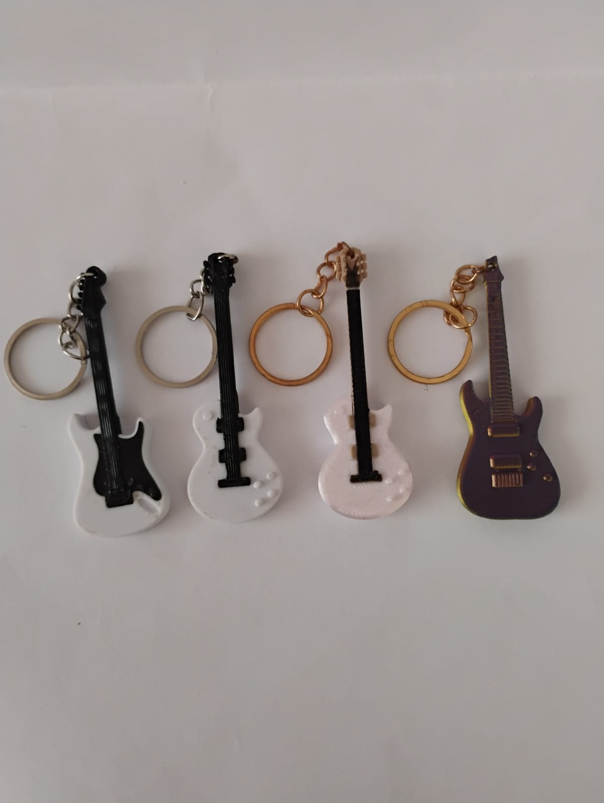 Chaveiro de instrumentos de corda